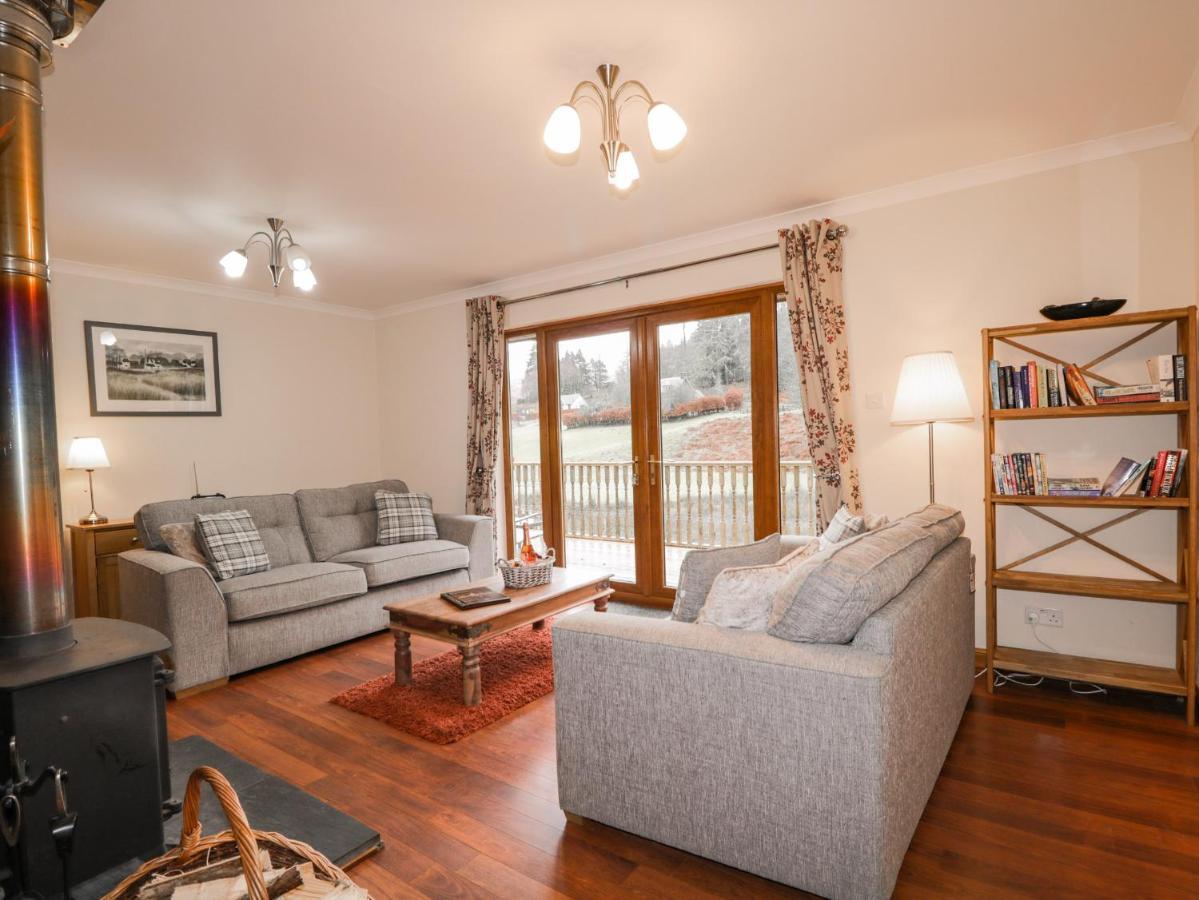 Fersit Log Cottage Roybridge Esterno foto